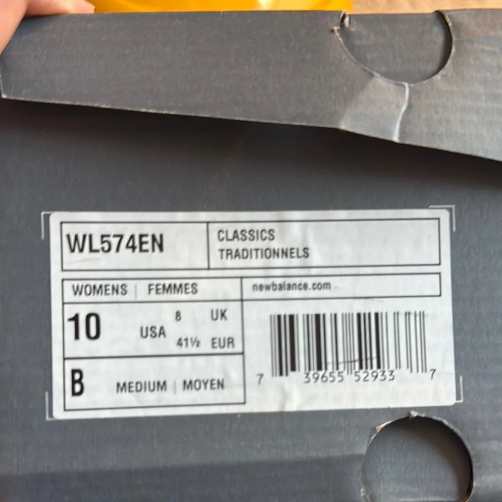 New Balance Women’s  Blue Sneakers - Picture 8 of 8